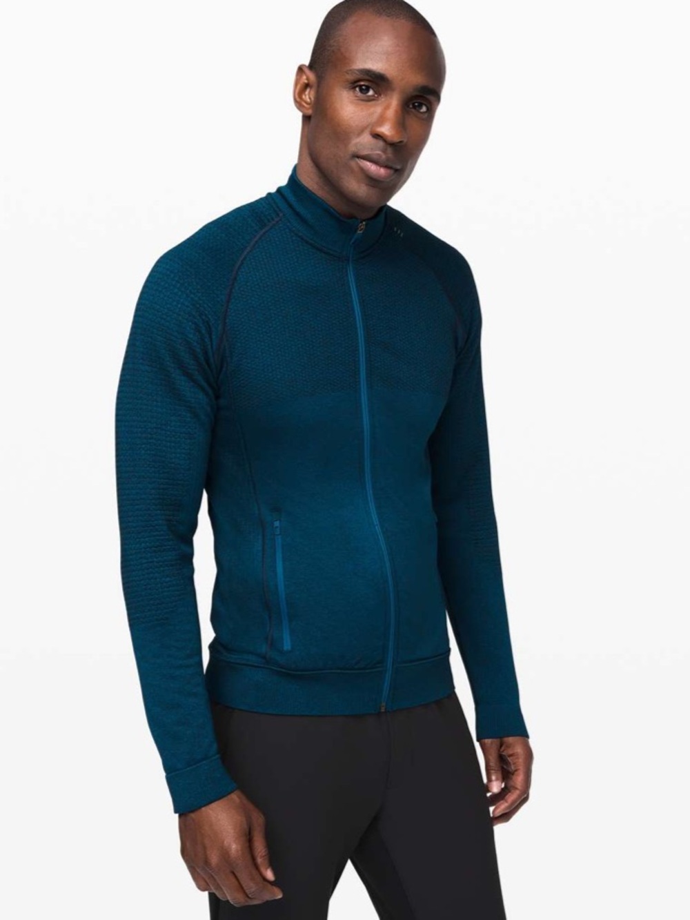Lululemon Engineered Warmth Jacket
Poseidon / Black Blue size Small